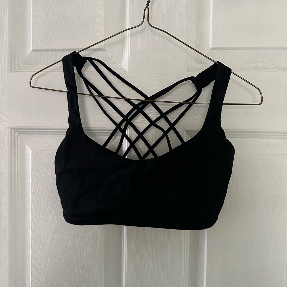 lululemon sports bra